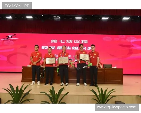 自行车队完善青少年训练营课程内容与师资配备,自行车训练学校